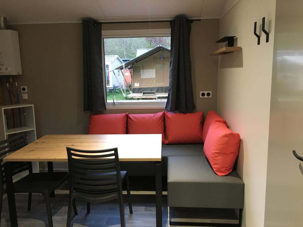 Camping De La Bonnette Caylus Екстер'єр фото