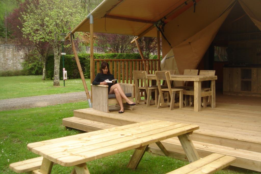 Camping De La Bonnette Caylus Номер фото