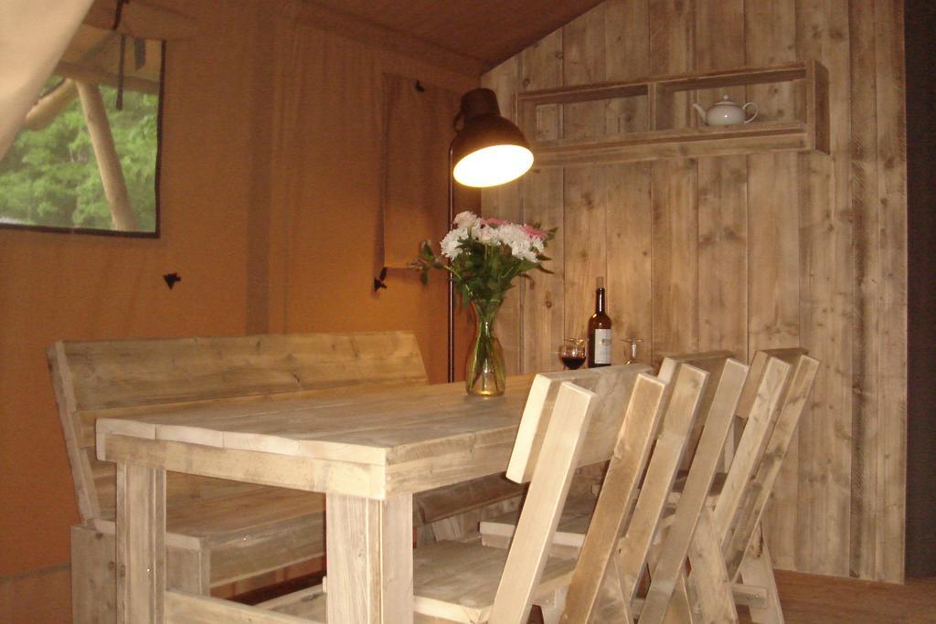 Camping De La Bonnette Caylus Екстер'єр фото